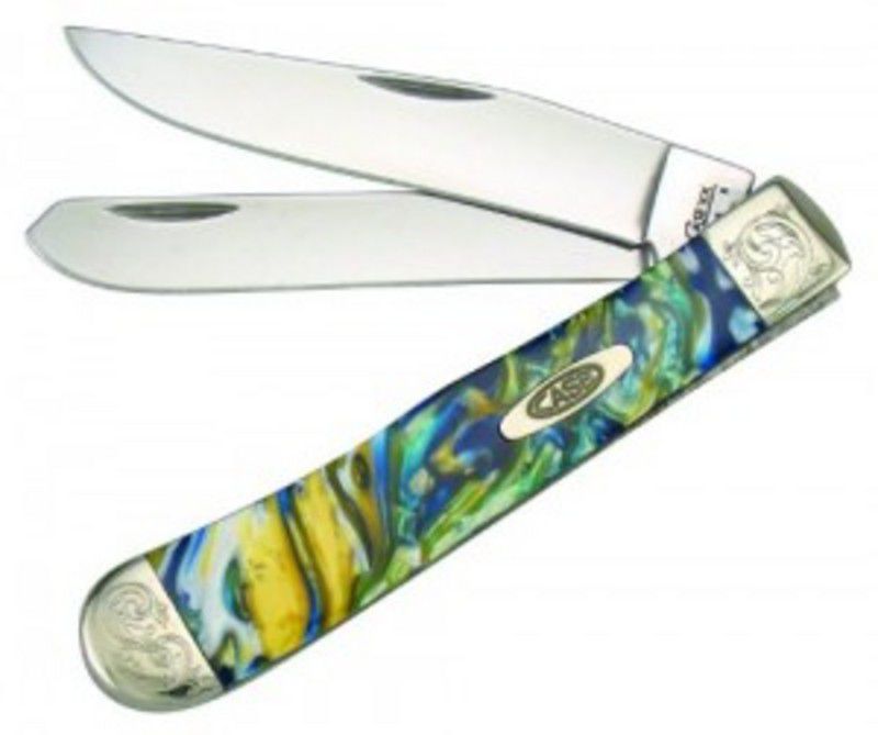 Case Sapphire Engraved Trapper Knife