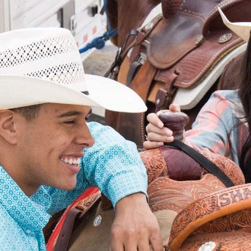 How to Wear a Cowboy Hat - NRS