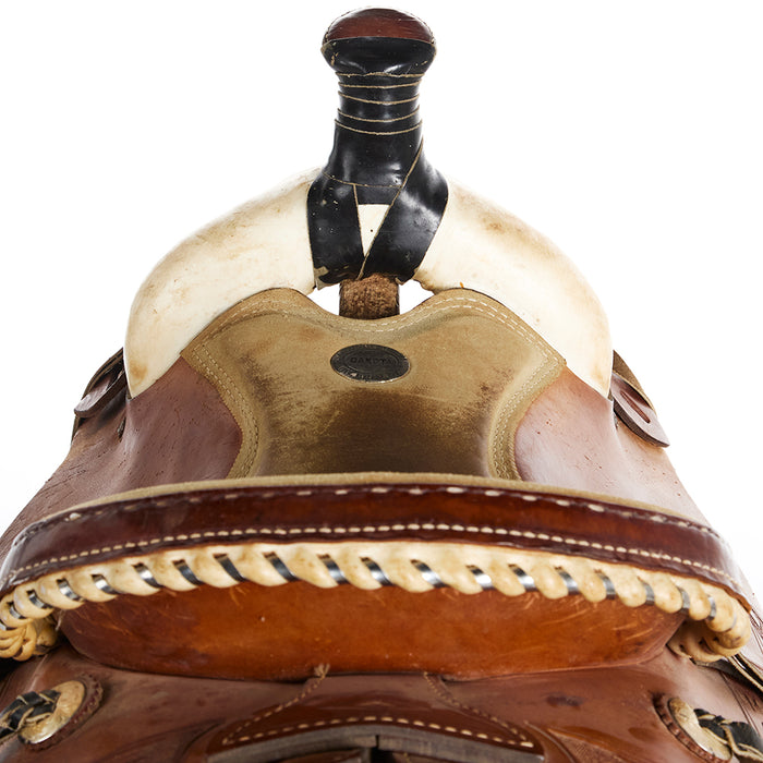 Dakota Saddlery Used 15.5in Team Roper with Rawhide Swells