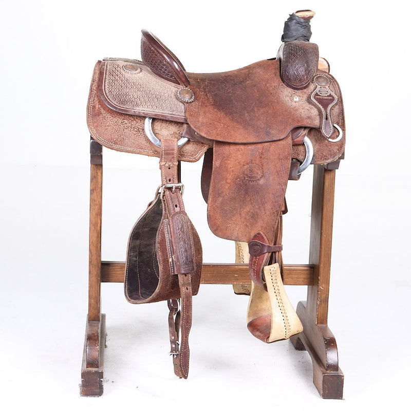 Teskey's Used 15in 1/4 Diamond Stamp Pencil Roll Team Roping Saddle