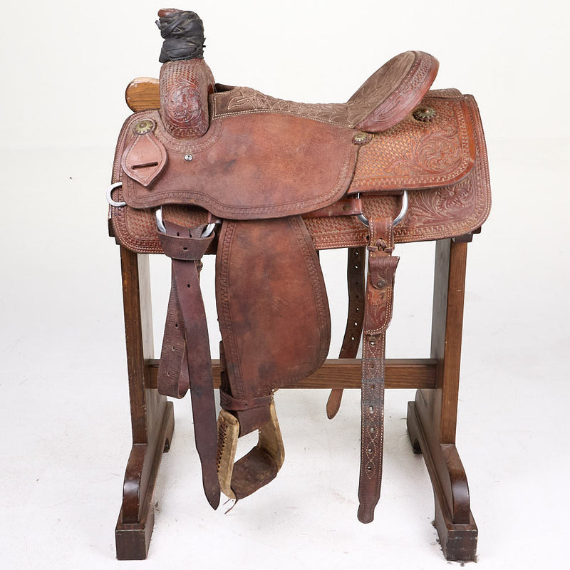 Circle J Used 16in 1/2 Breed Basket Weave and Floral Circle J Team Roping Saddle