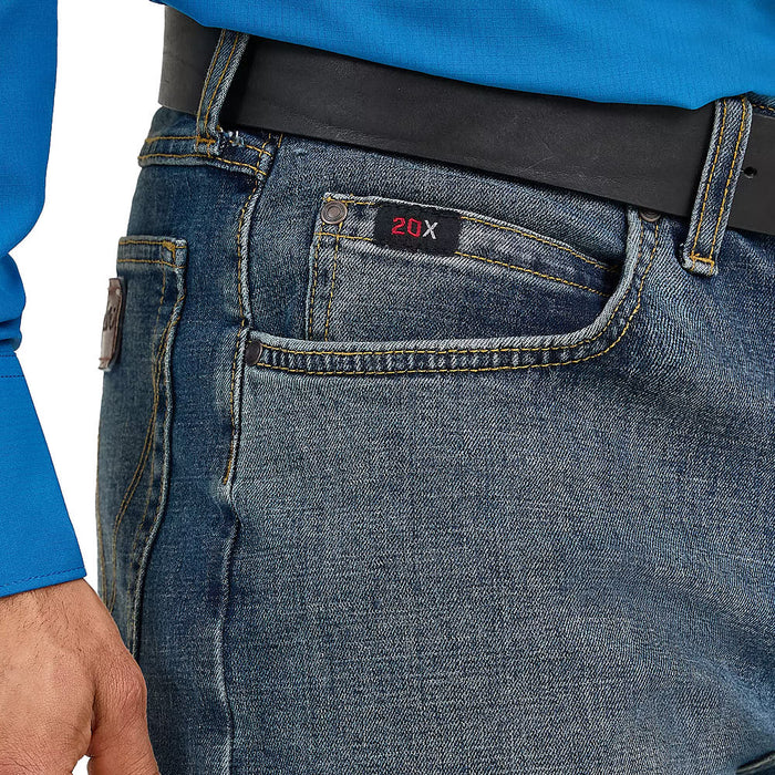 Wrangler Men's 20X Competition Relaxed Fit Active Flex Thundercloud Wash Jeans