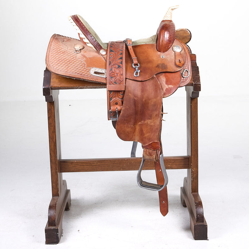 Billy Cook Used 15in 1/4 Basket Stamp Longhorn Barrel Saddle