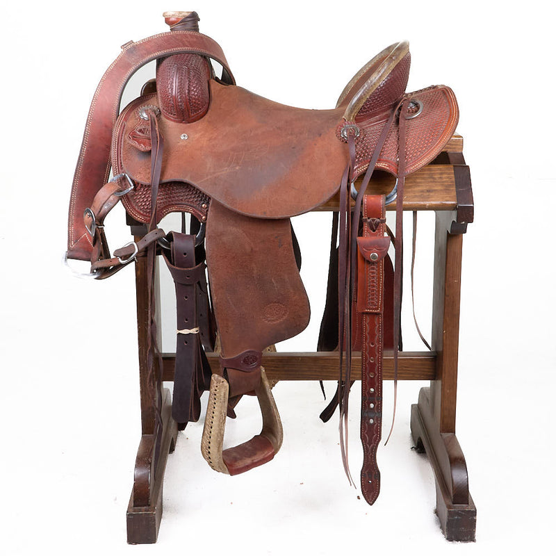 NRS Competitor Series Used 16.5in 1/8 Breed Floral Ranch Roper