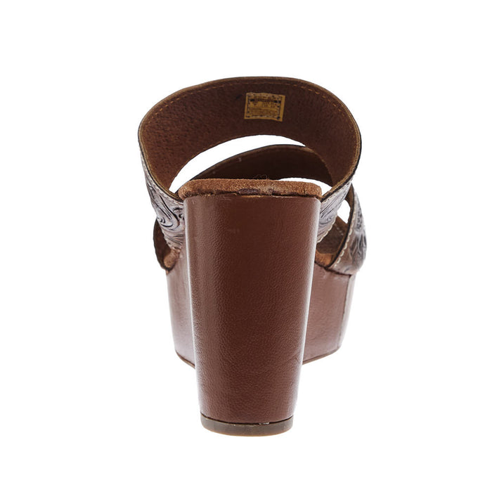 Roper Footwear Women`s Diva II Cognac Tooled Wedge