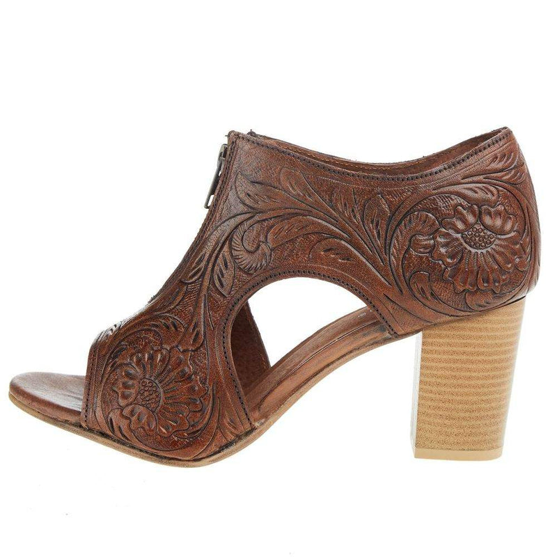 Roper Footwear Women`s Brown Tooled Leather Heel