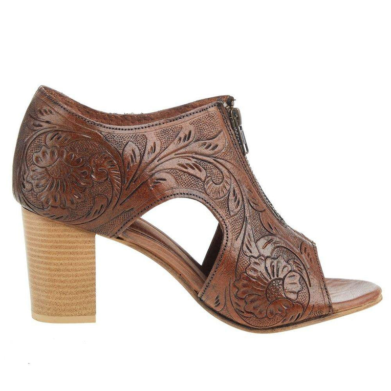 Roper Footwear Women`s Brown Tooled Leather Heel