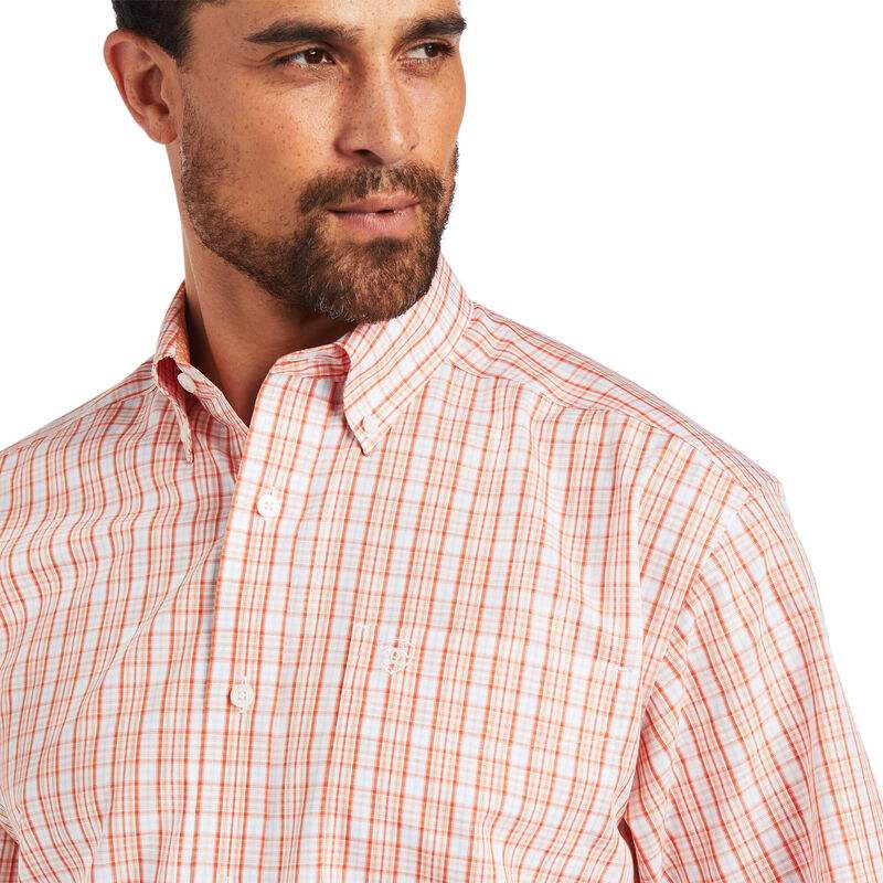 Ariat Men's Yan Classic Fit Wrinkle Free Classic Fit Short Sleeve Button Down Shirt