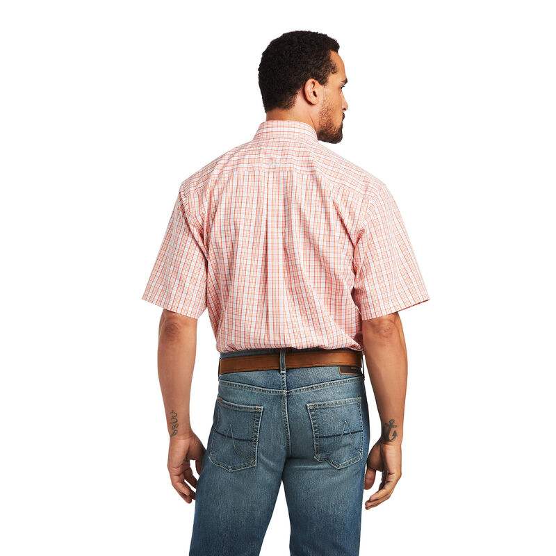 Ariat Men's Yan Classic Fit Wrinkle Free Classic Fit Short Sleeve Button Down Shirt