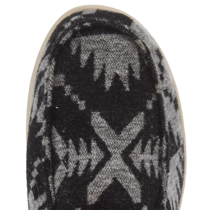 Ariat Men`s Hilo Black and White Flannel Casual Shoe