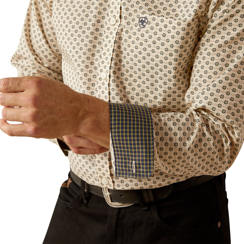 Ariat Men's Wrinkle Free Frazier Fitted Shirt