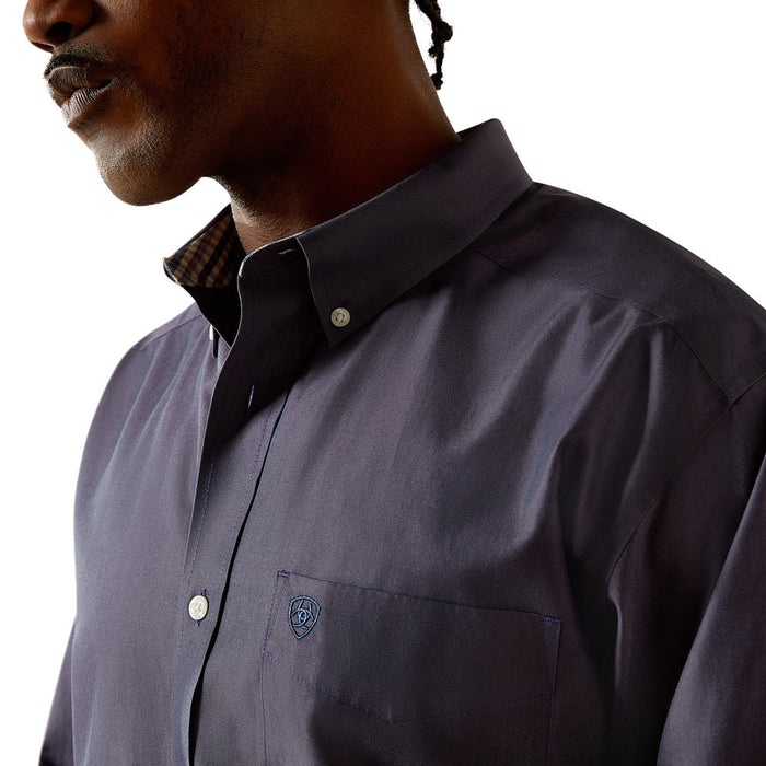 Ariat Men's Wrinkle Free Solid Pinpoint Oxford Classic Fit Shirt