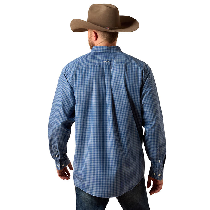 Ariat Men's Wrinkle Free Ensign Blue Plaid Canyon Shirt
