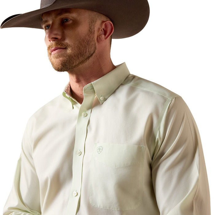 Ariat Men's Laurel Green Wrinkle Free Fitted Shirt