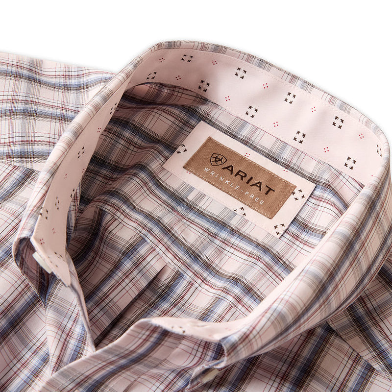 Ariat Men's White Wrinkle Free Wolcott Shirt