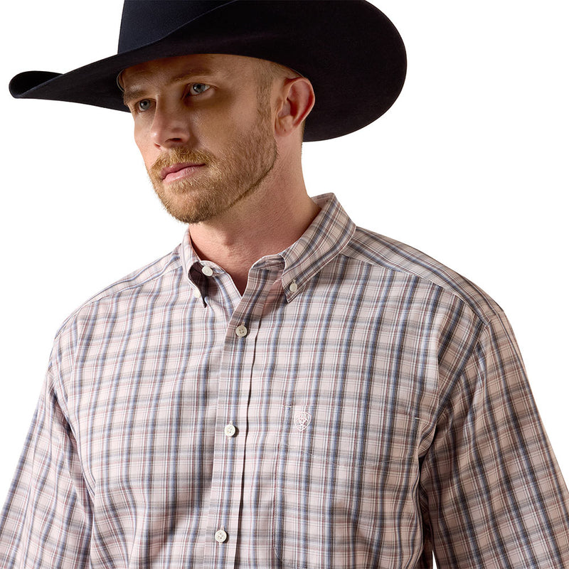 Ariat Men's White Wrinkle Free Wolcott Shirt