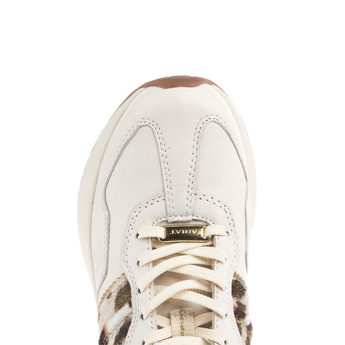 Ariat Women's Cream Dusty Taupe Suede Ranch Runner
