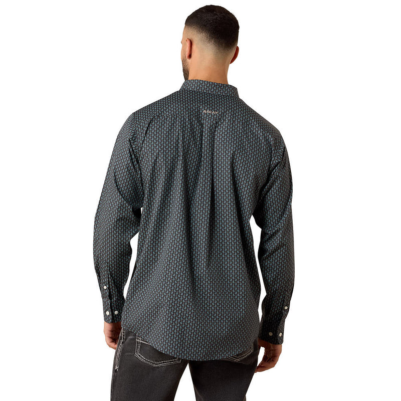 Ariat Men's Wrinkle Free Phantom Paisley Barnaby Shirt