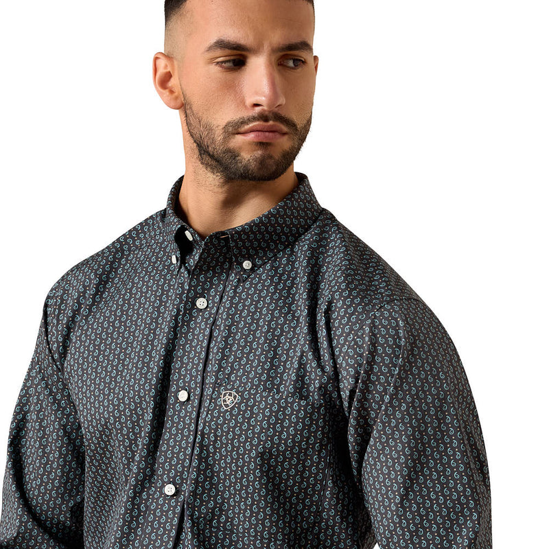 Ariat Men's Wrinkle Free Phantom Paisley Barnaby Shirt