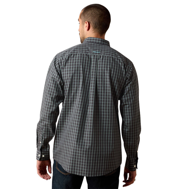 Ariat Men's Wrinkle Free Black Plaid Barbary Shirt
