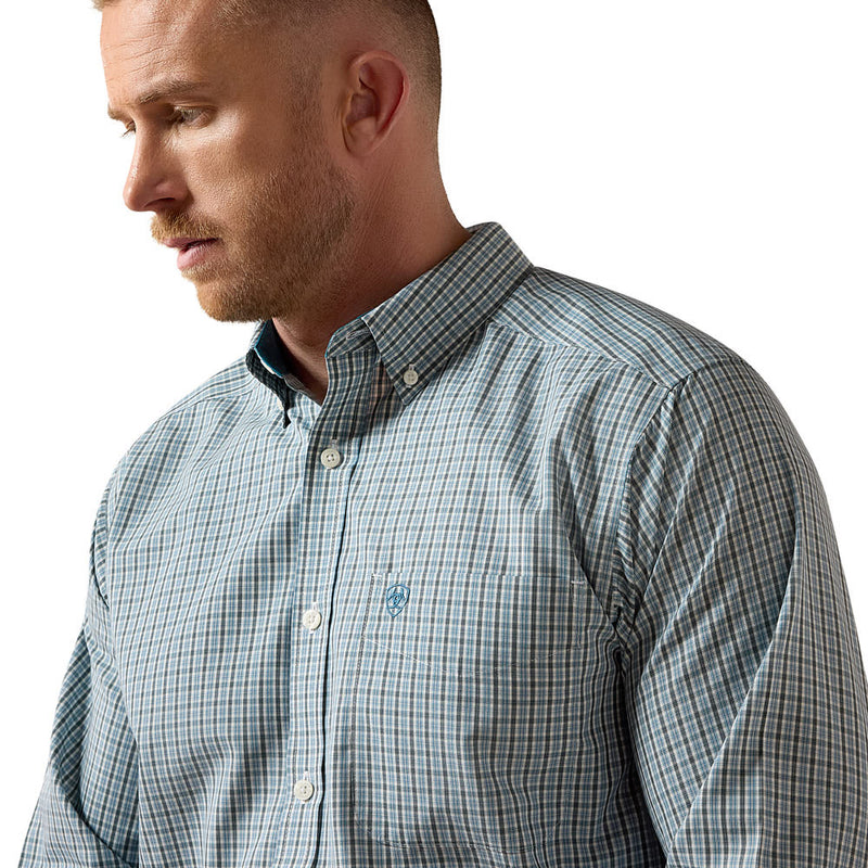 Ariat Men's Wrinkle Free Barclay Blue Steel Plaid Shirt