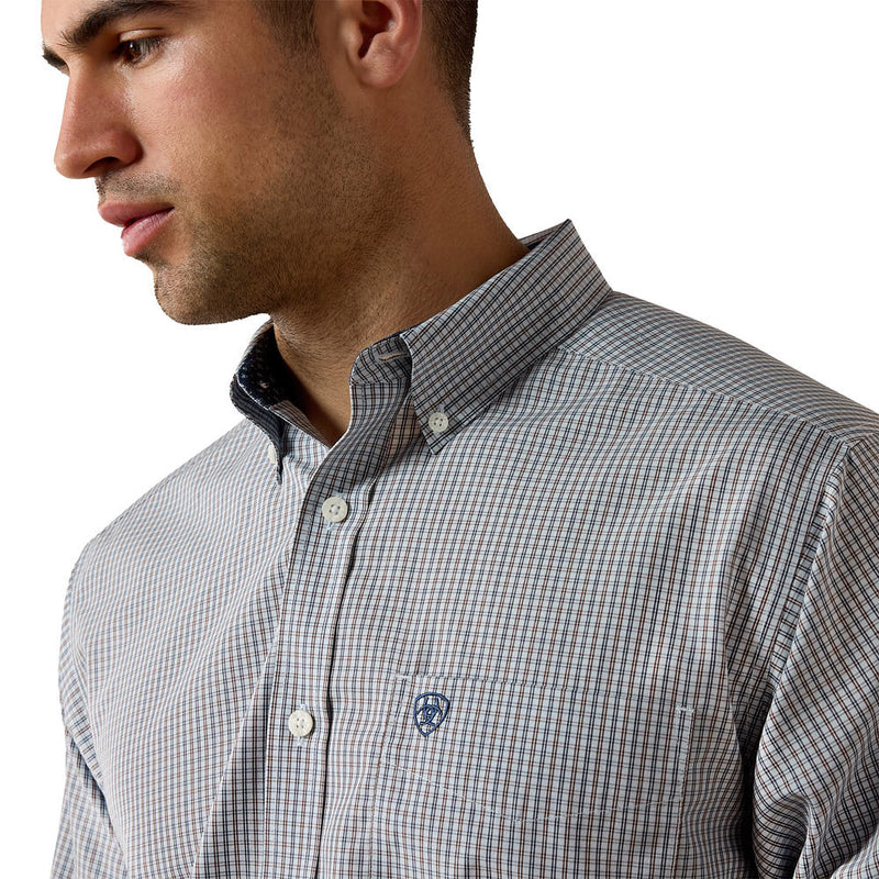 Ariat Men's Sampson Skyway Plaid Wrinkle Free Shirt