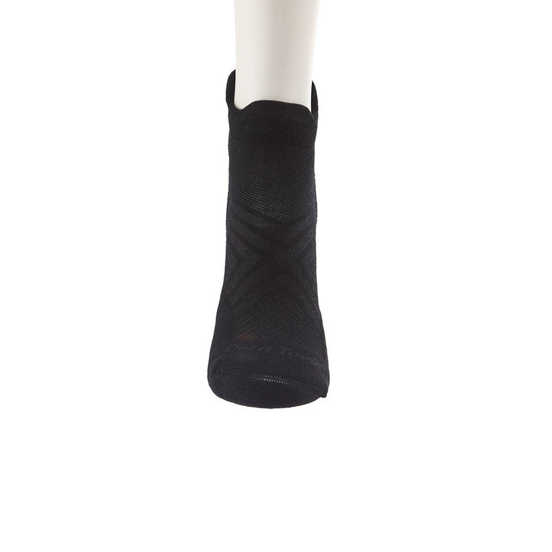 Darn Tough Men's Black Run No Show Tab Sock
