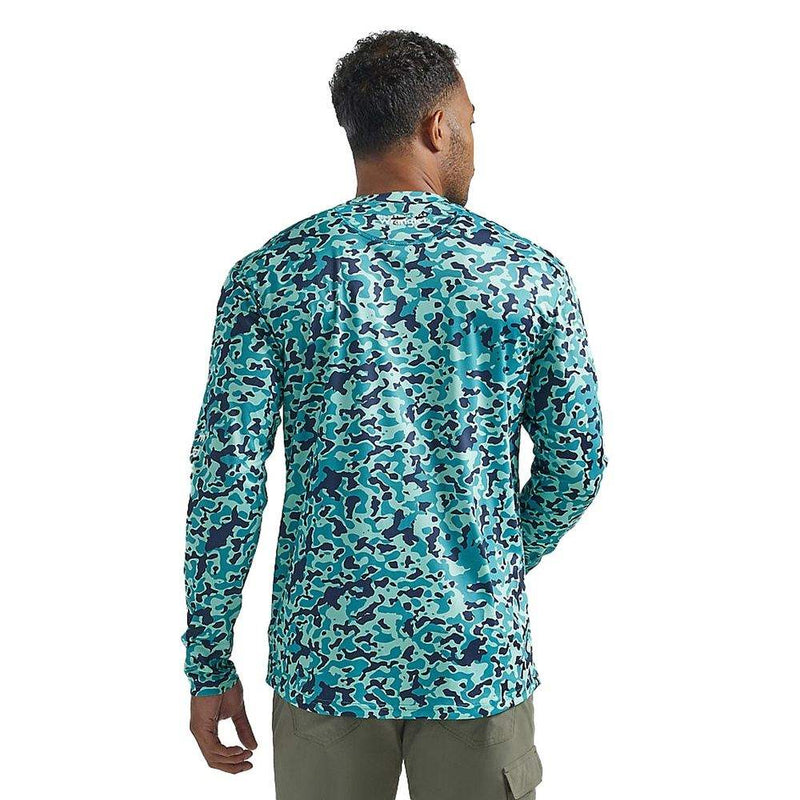 Wrangler Men's ATG Performance Blue Camo Tee