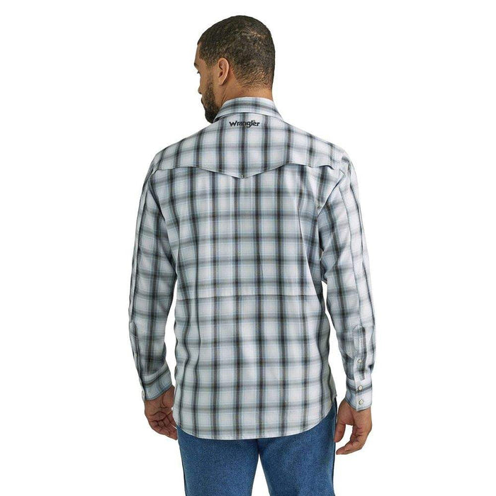Wrangler Men's Performance Long Sleeve Snap Shirt