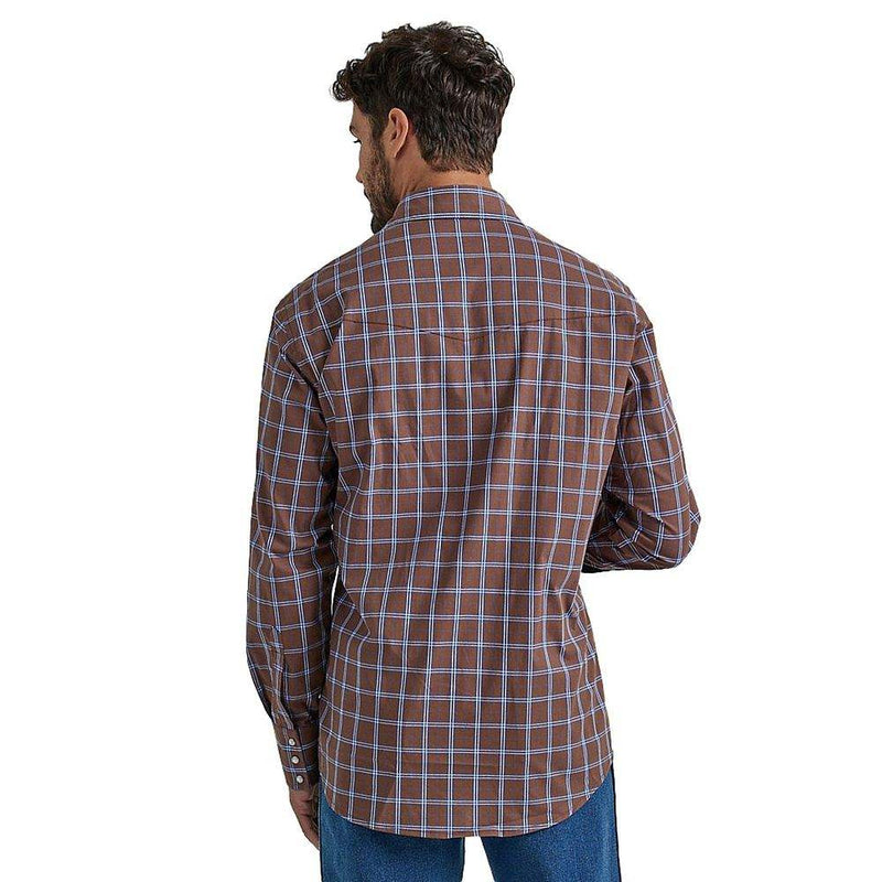 Wrangler Men's Wrinkle Resist Brown Plaid Snap Shirt