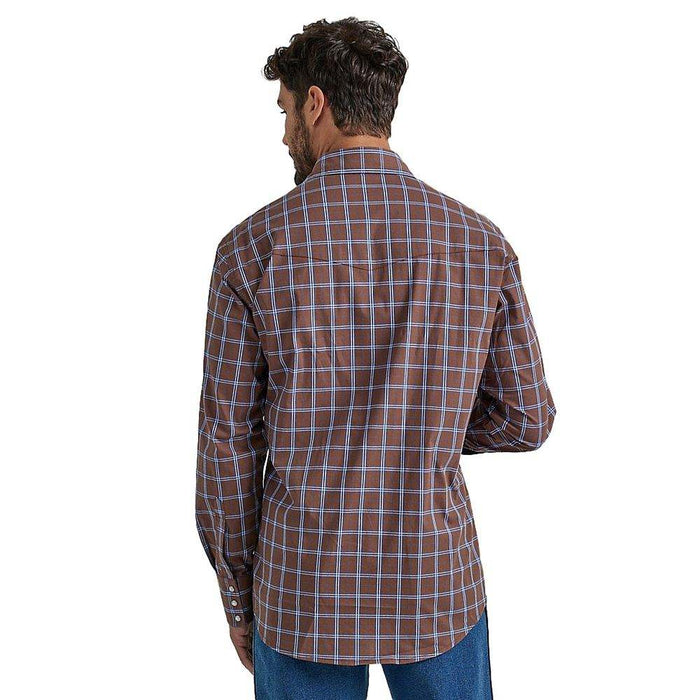 Wrangler Men's Wrinkle Resist Brown Plaid Snap Shirt