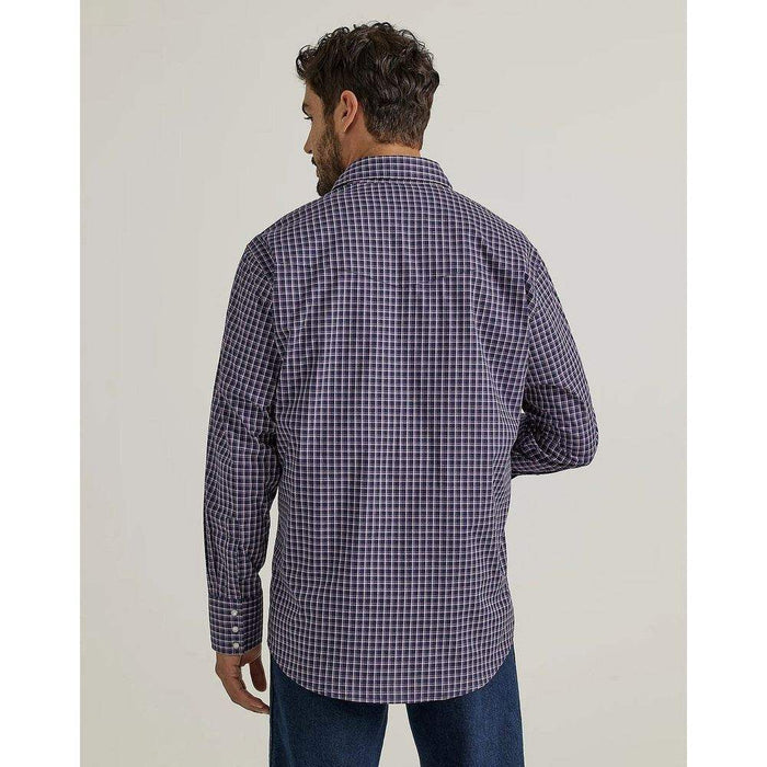 Wrangler Men's Wrinkle Resist Long Sleeve Snap Shirt
