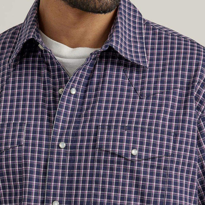 Wrangler Men's Wrinkle Resist Long Sleeve Snap Shirt