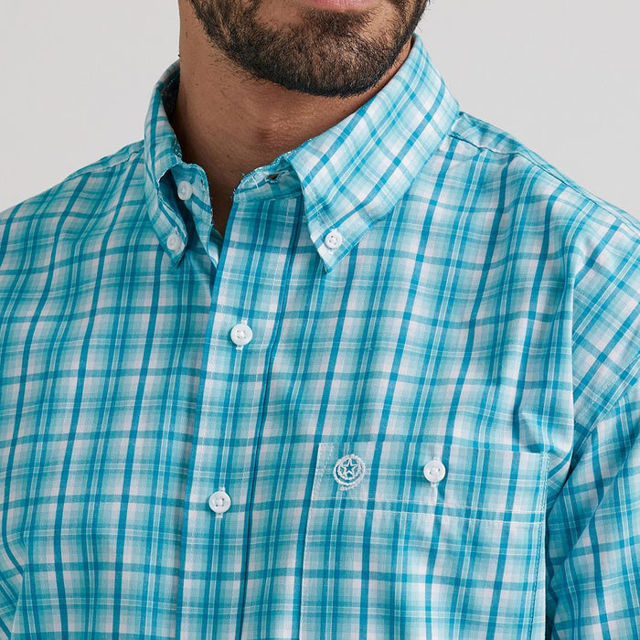 Wrangler Men's George Strait Long Sleeve Button Down