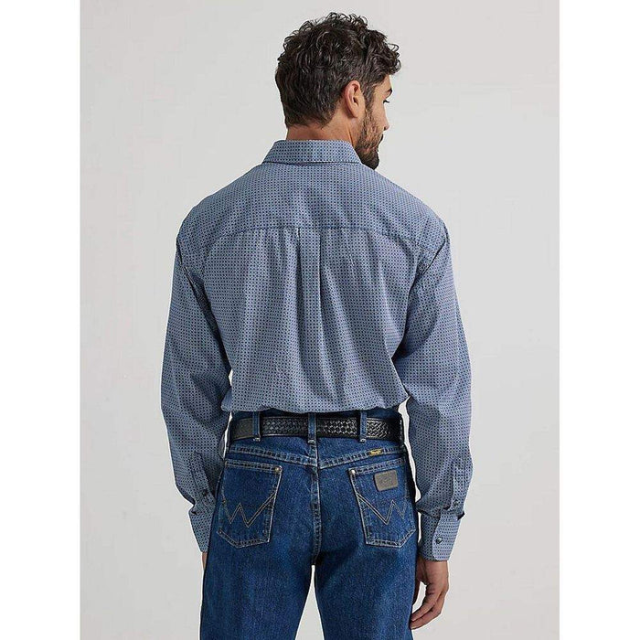 Wrangler Men's George Strait Long Sleeve Button Down