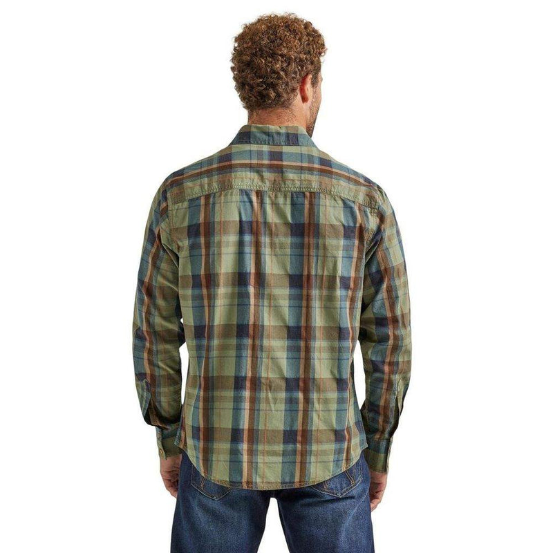 Wrangler Men's Premium Long Sleeve Button Down