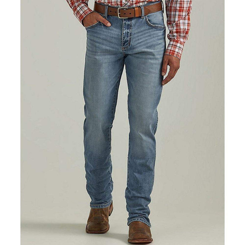 Wrangler Men's Retro Slim Fit Straight Leg Jeans