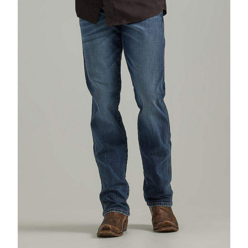 Wrangler Men's Retro Slim Fit Straight Leg Jeans