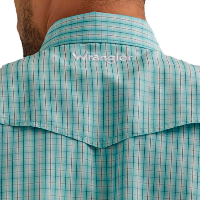 Wrangler Men's Blue Plaid Performance Shirt