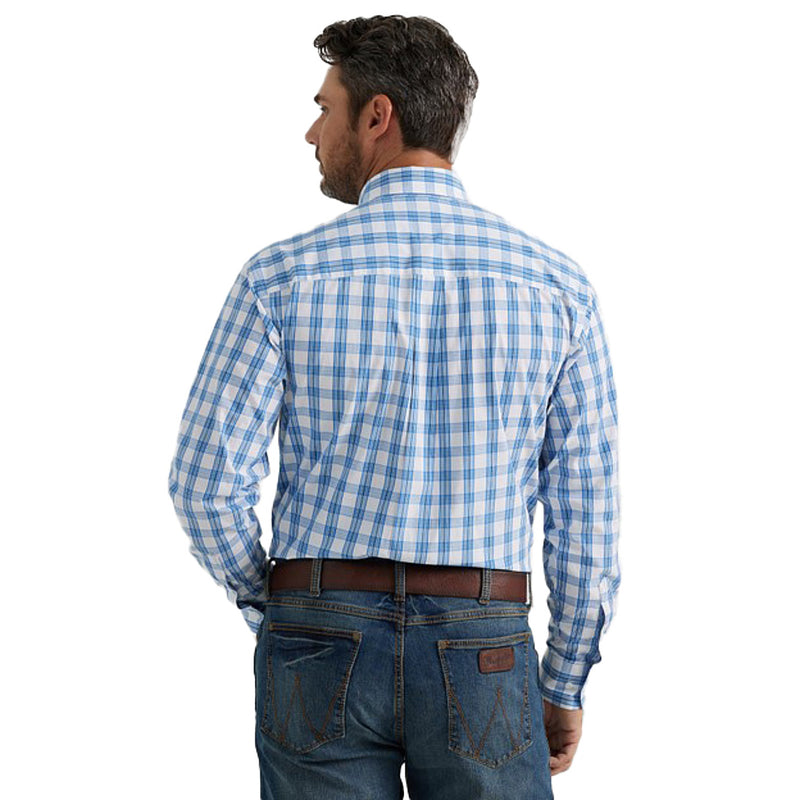 Wrangler Men's George Strait Plaid Button Down Shirt