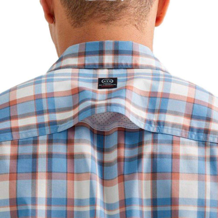 Wrangler Men's ATG Asymmetrical Zip Pocket Button Down