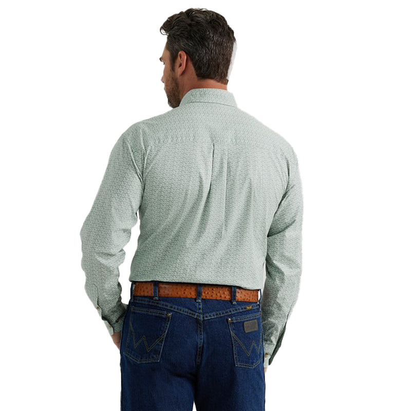 Wrangler Men's George Strait Two Pocket Button Down Shirt
