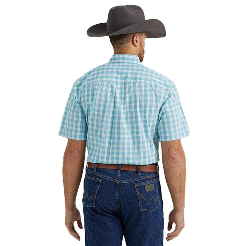 Wrangler Men's George Strait Short Sleeve Button Down