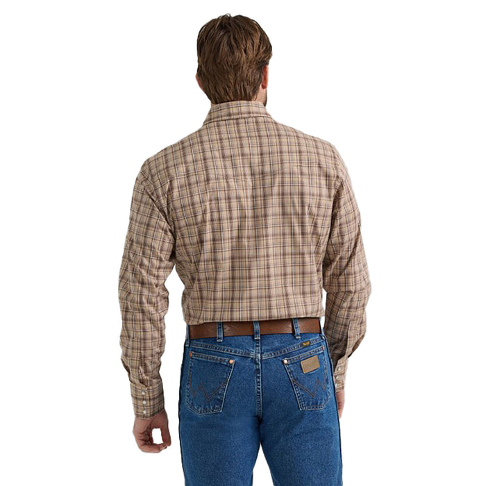 Wrangler Men's Wrinkle Resist Long Sleeve Western Snap Plaid Shirt