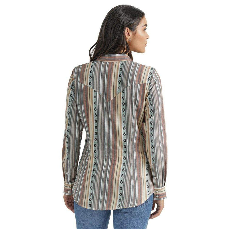 Wrangler Women's Pink and Blue Dobby Snap Shirt