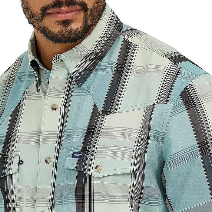 Wrangler Men's Turquoise Plaid Performance Shirt
