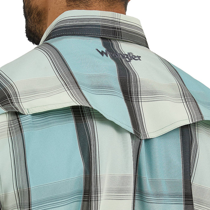 Wrangler Men's Turquoise Plaid Performance Shirt