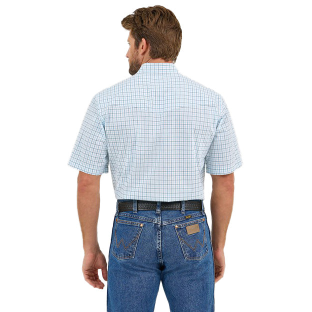 Wrangler Mens White/Blue Wrinkle Resistant Short Sleeve Shirt