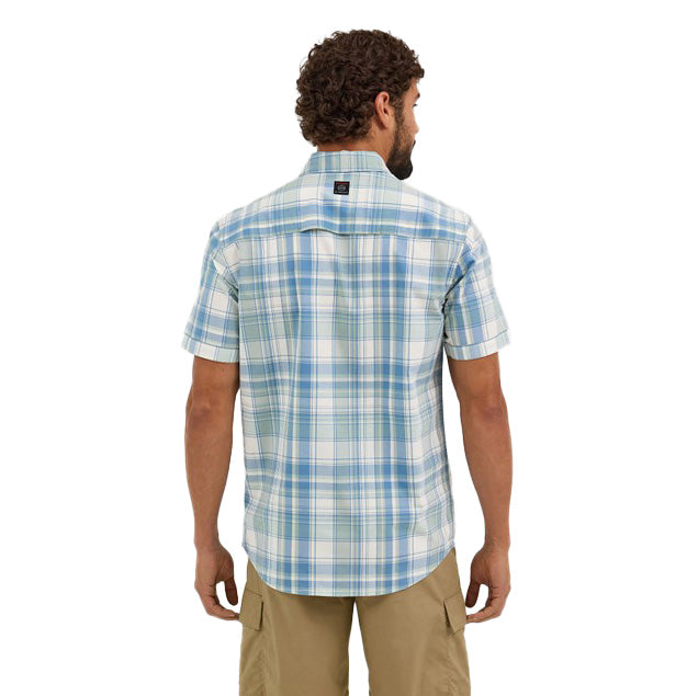 Wrangler Men's Iceburg Plaid ATG Cedar Pocket Short Sleeve Shirt