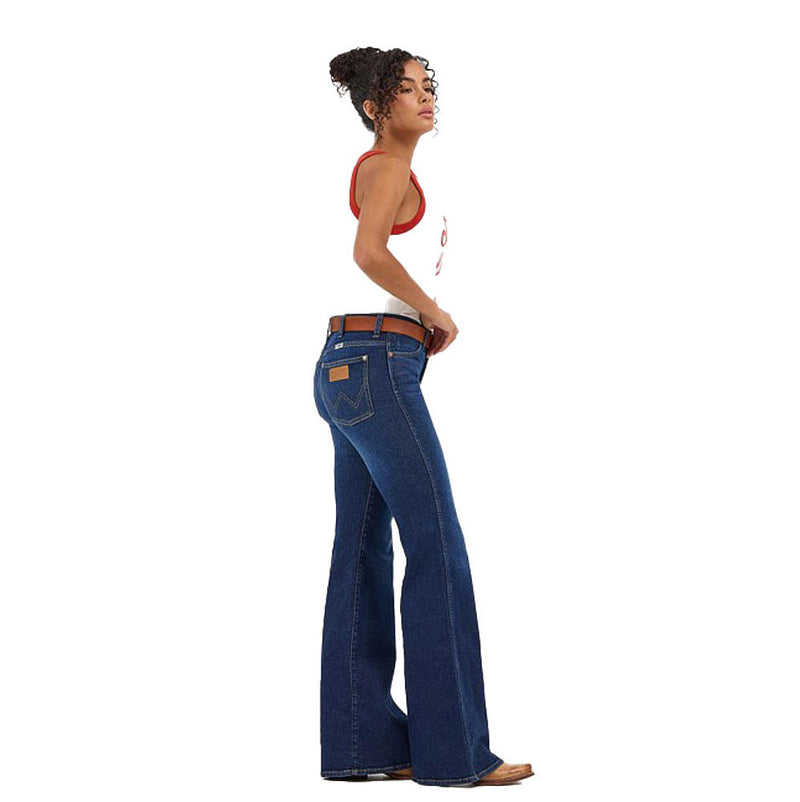 Wrangler Modern Womens Weathered Rinse Flare Jean